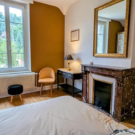 Maison De Caractere Au Coeur De L'argonne - 10 Pers. Landhaus *